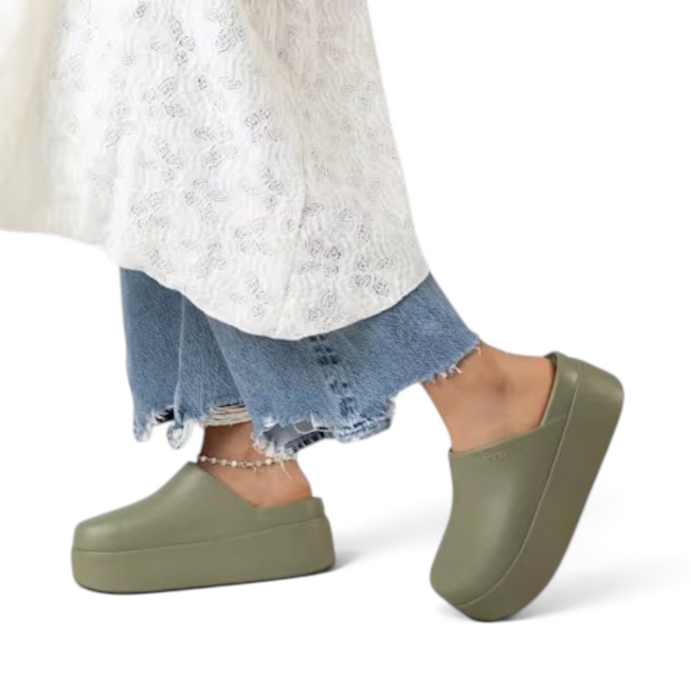 Crocs Dylan Platform Clog Womens Size 8 Cargo Green Slip On Mules 209869-3BX NEW